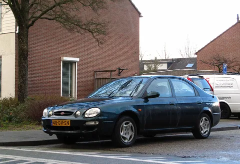 Kia Shuma — 2