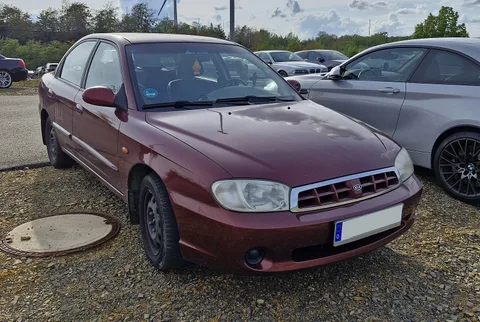 Kia Shuma — 4