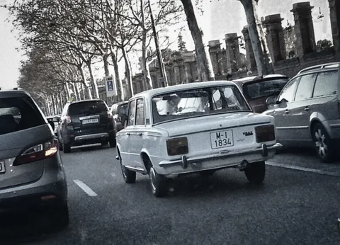 SEAT 124 — 2