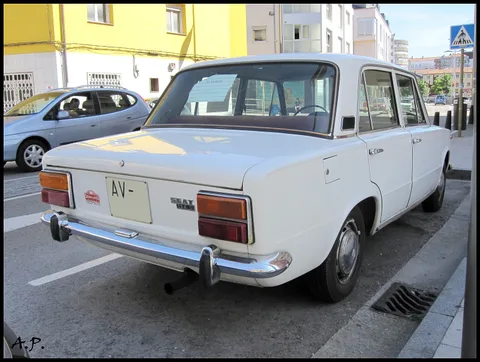 SEAT 124 — 7