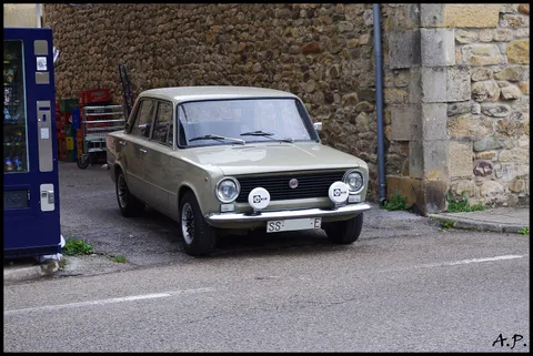 SEAT 124 — 8
