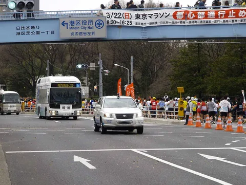 Toyota FCHV — 4