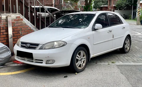 Daewoo Lacetti — 3