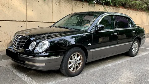 Kia Opirus — 4
