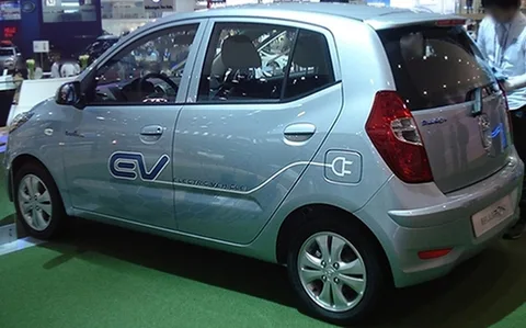 Hyundai BlueOn — 6