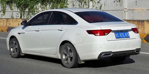 Geely GL — 3