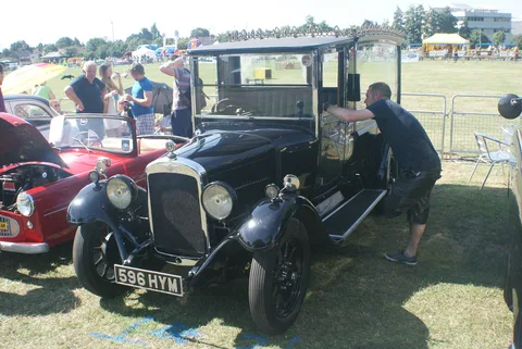 Austin 16 hp — 5