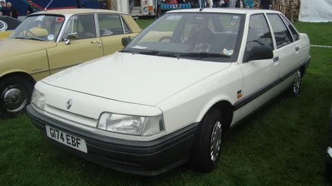 Renault 21 — 8
