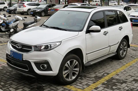 Chery Tiggo 3 — 4