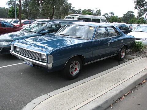 Chrysler VH Valiant — 2