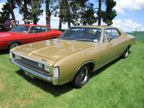 Chrysler VH Valiant — 7