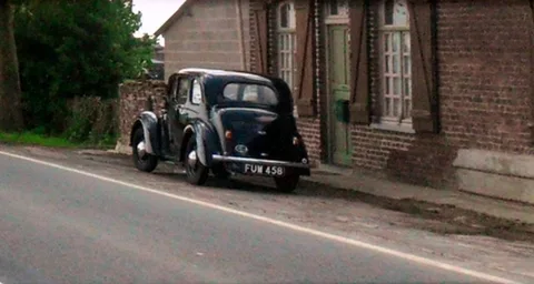 Morris Eight — 4