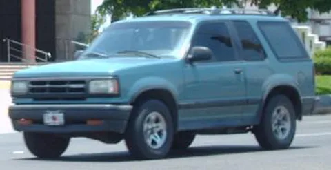 Mazda Navajo — 3