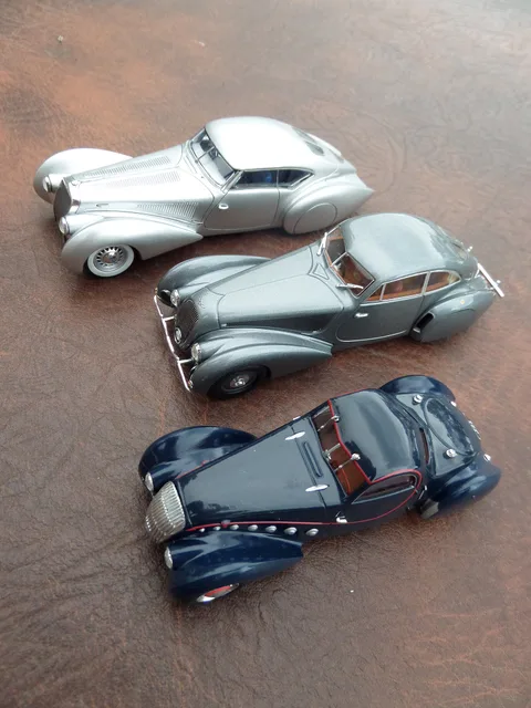 Peugeot 302 — 2