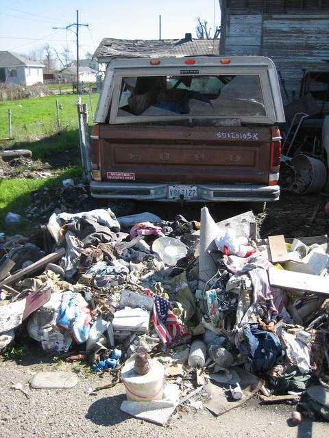 Ford F-Series seventh generation — 6