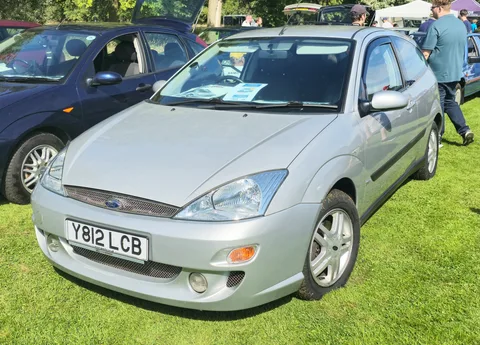 Ford Focus Mk I — 3