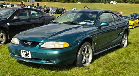 Ford Mustang — 6
