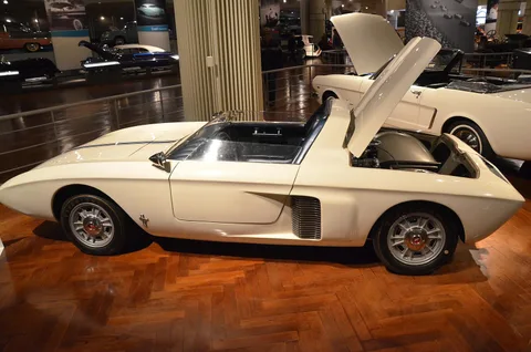Ford Mustang I — 2