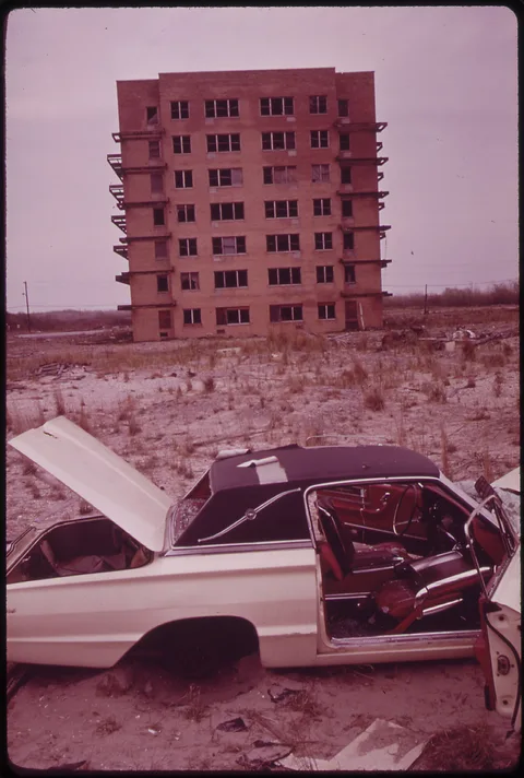 Ford Thunderbird fourth generation — 8