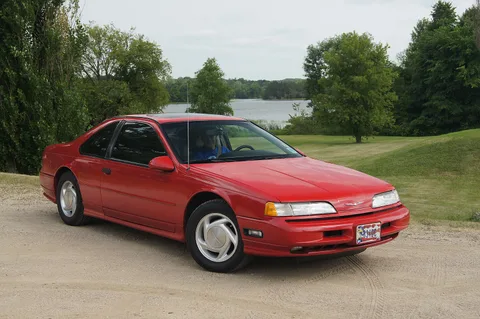 Ford Thunderbird (tenth generation) — 6