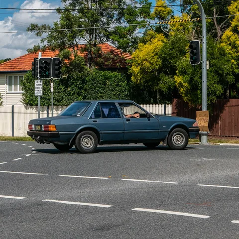 Ford XE Falcon — 7