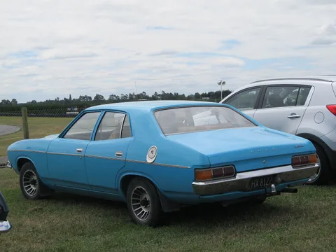 Ford XB Falcon — 4