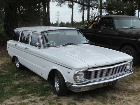 Ford XP Falcon — 2