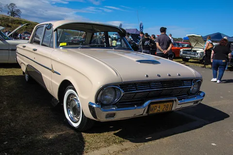 Ford XL Falcon — 4