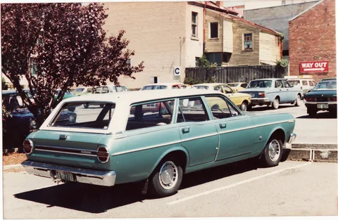 Ford XT Falcon — 8