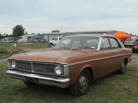 Ford XY Falcon — 3