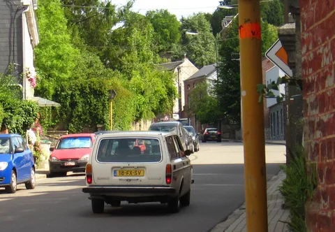 Volvo 145 — 7
