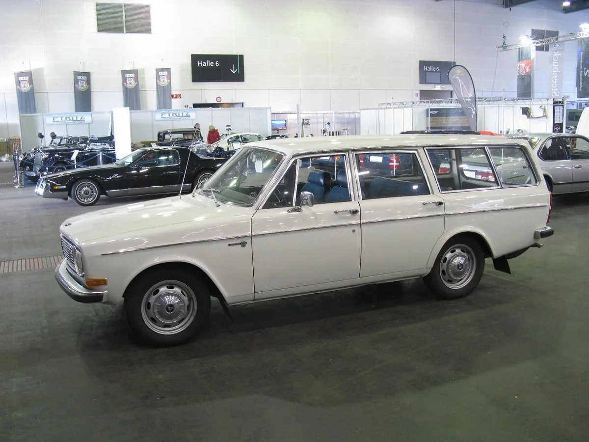 Volvo 145