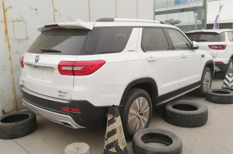 Changan CS95 — 5