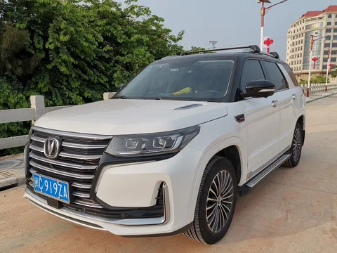 Changan CS95 — 7