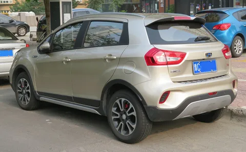 Geely Yuanjing X3 — 3