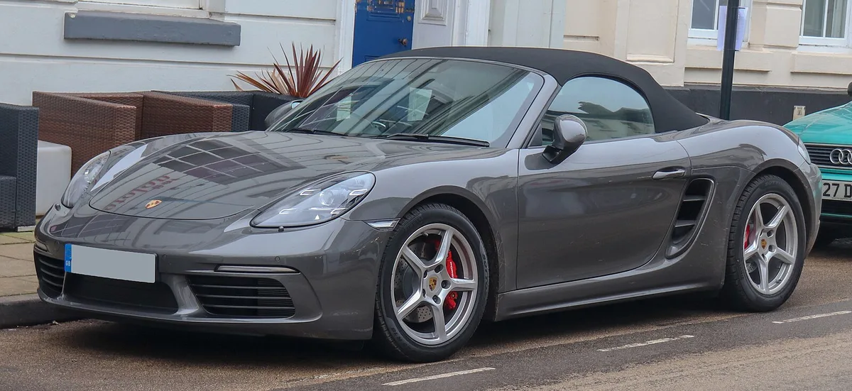 Porsche 982