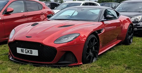 Aston Martin DBS Superleggera — 5