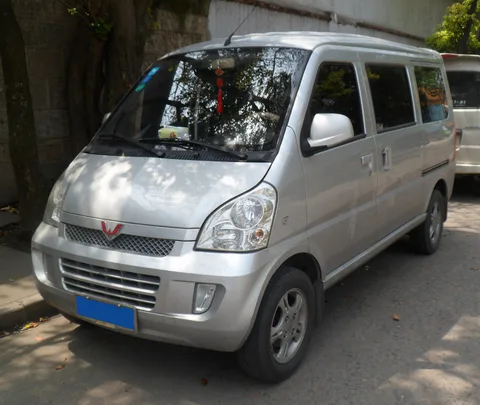 Wuling Rongguang — 5