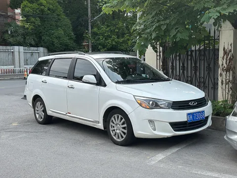 Chery Arrizo M7 — 4