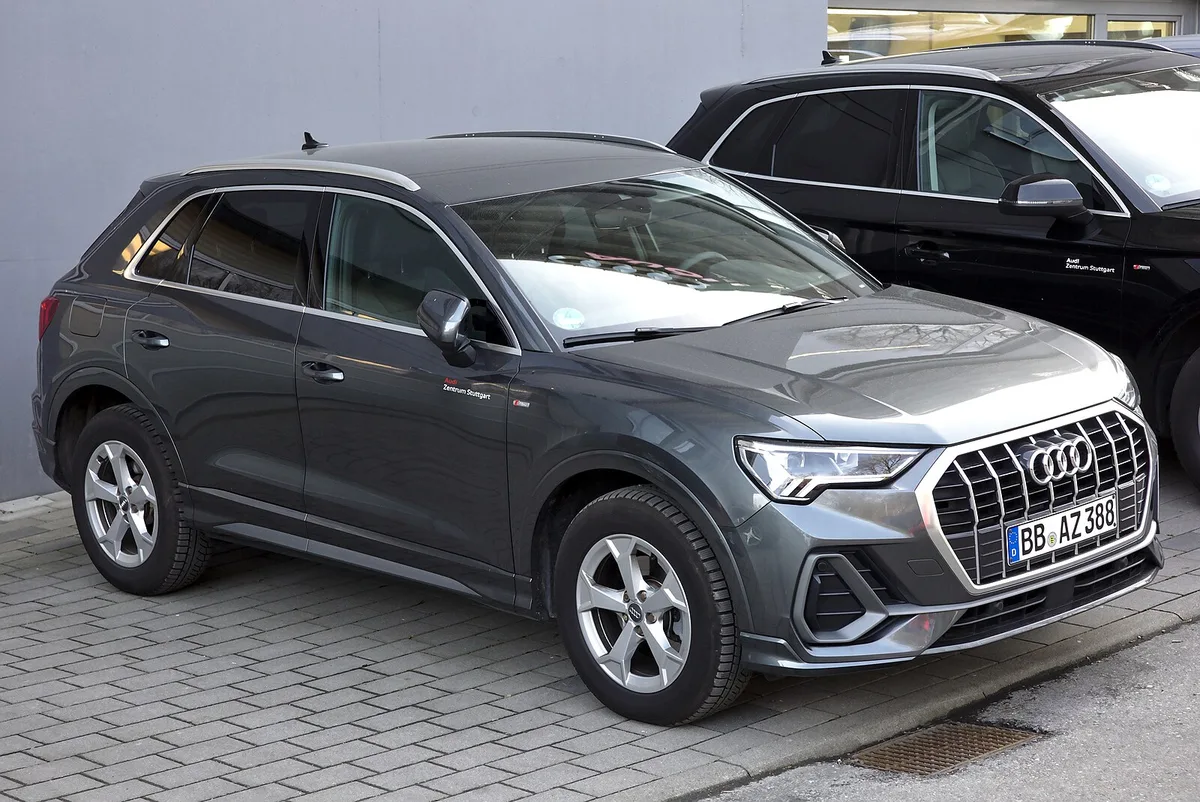 Audi Q3 F3