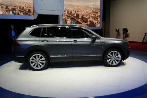 Volkswagen Tiguan Allspace — 3