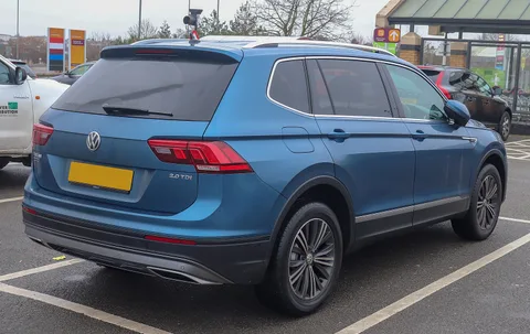 Volkswagen Tiguan Allspace — 8