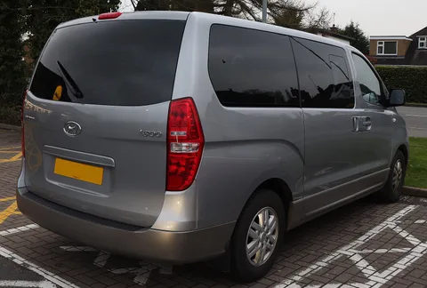Hyundai i800 — 5