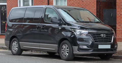 Hyundai i800 — 7