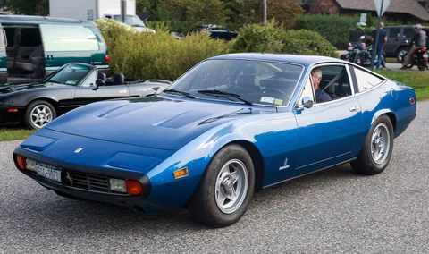 Ferrari 365 GTC/4 — 2