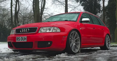 Audi RS4 — 2