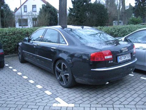 Audi A8 D3 — 3