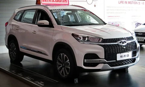 Chery Tiggo 8 — 3