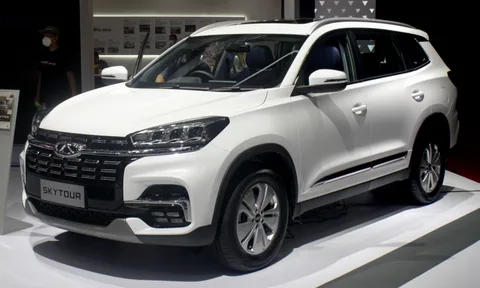 Chery Tiggo 8 — 8