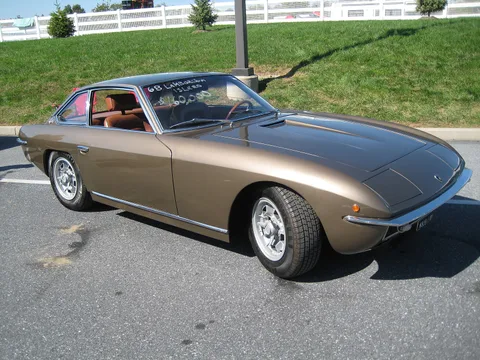 Lamborghini Islero — 6
